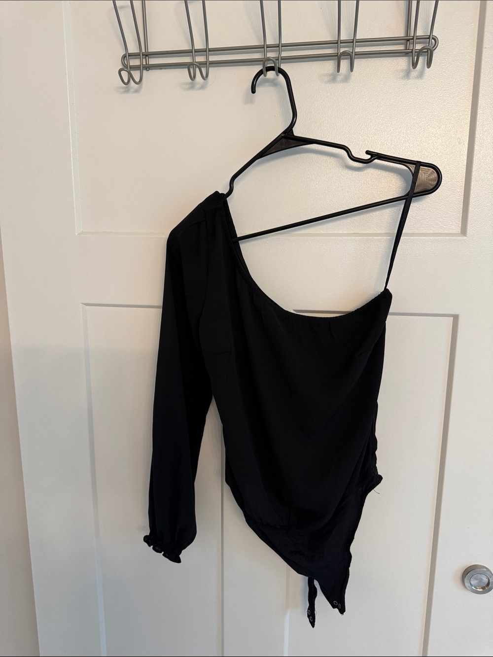Abercrombie & Fitch Black One-Shoulder Long-Sleeve Bodysuit
